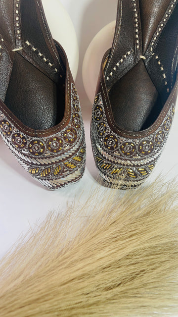 Brown Mukaish Work Juttis