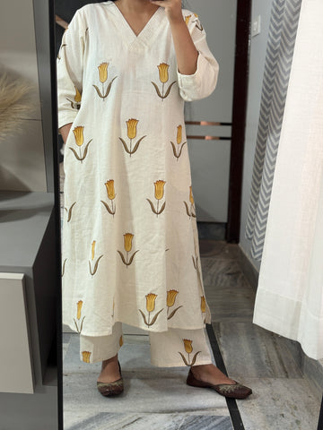 Tulip Print Khadi Kurta Set